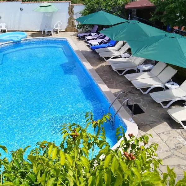 Guest House Yanita, hotel in Varna City