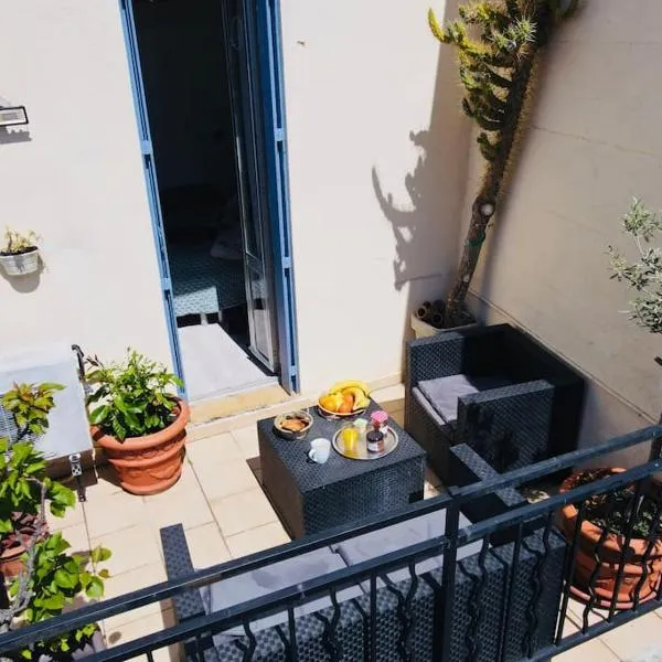 Petit coin de paradis au cœur de Marseille, hôtel à Marseille