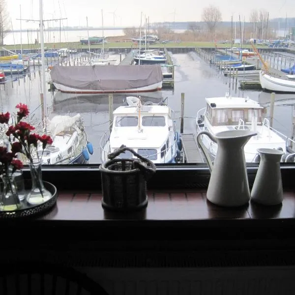 Studio Vúr de Diek, Hotel in Spakenburg