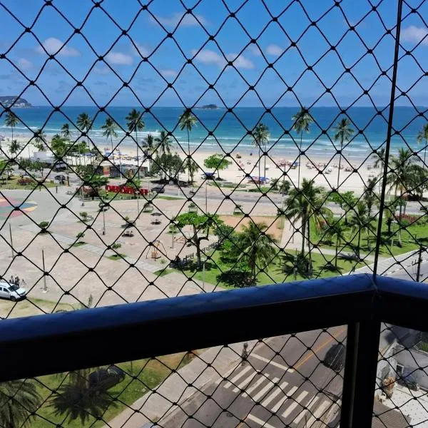 Jóia da Enseada, com serviços de praia, de frente para o mar, posição estratégica, 3 quartos, vista deslumbrante, TV smart, estacionamento, hotel a Guarujá