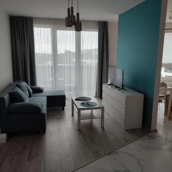 Apartamenty przy Mogilskiej z miejscem postojowym, hotel in Krakow