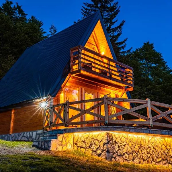 Mountain House Komovi-Radunovic DE LUX, hotel in Ljubaštica