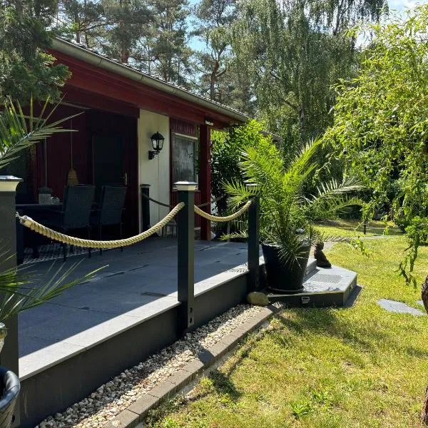 Bungalow-Jessern Ferienhaus im Grünen mit Seeblick, hotel v destinaci Jessern