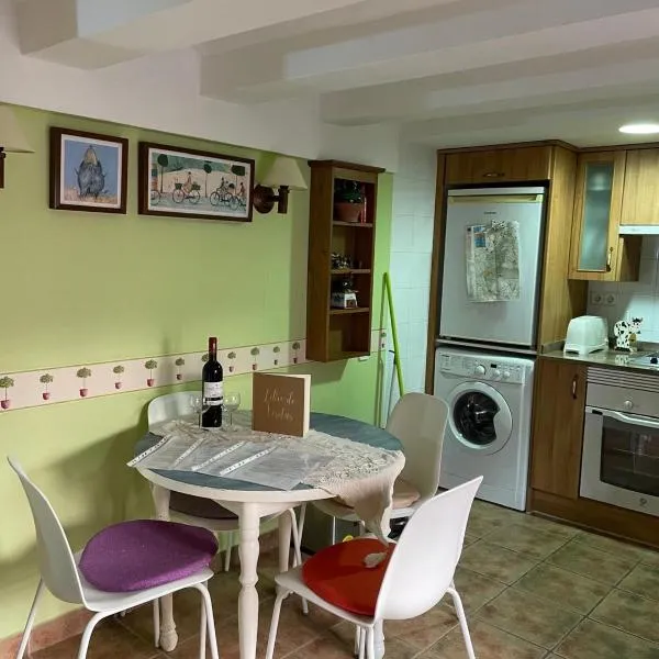 Apartaments La Clotxa - Prat de Comte, hotel v mestu Prat de Comte