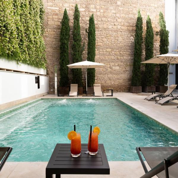 H10 Palacio Colomera, Córdoba