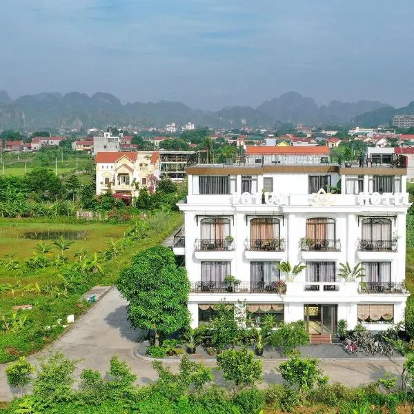 Lotus Hotel Ninh Bình, hôtel à Ninh Binh