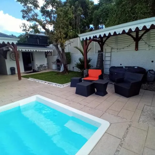 Studio Josie, hotell sihtkohas Le Lamentin