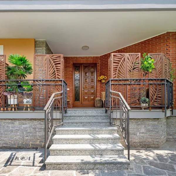 La Casa Dei Girasoli-Lago Maggiore, hotel v destinaci Castelletto sopra Ticino