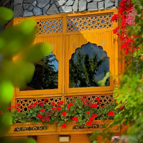 Lavender Cottage and Guest House, hotel in Skardu