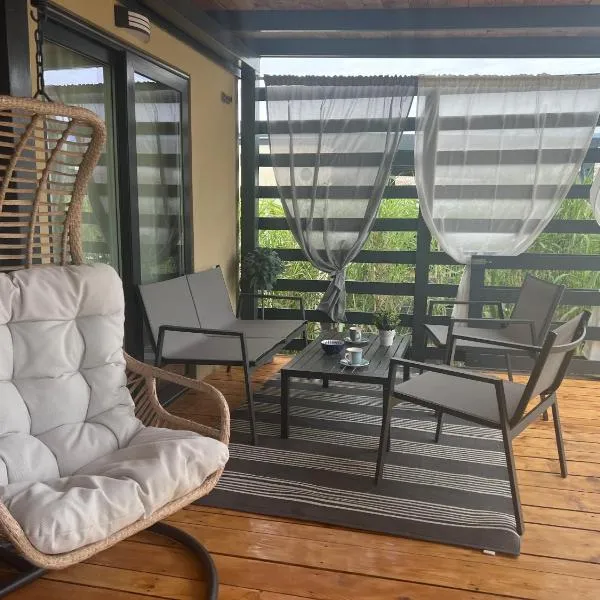 LunaBay SpiritoS Mobile Home, Terra Park SpiritoS, hotel in Kolan