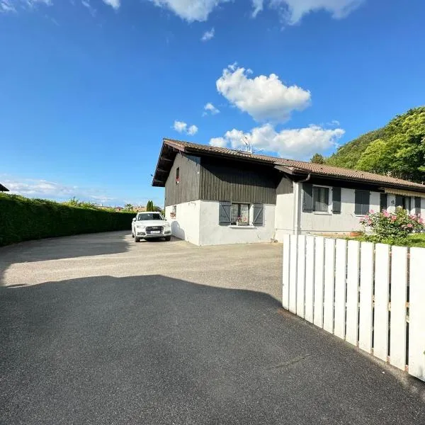 Au calme, parking gratuit,proche centre Thonon les bains, ξενοδοχείο σε Allinges