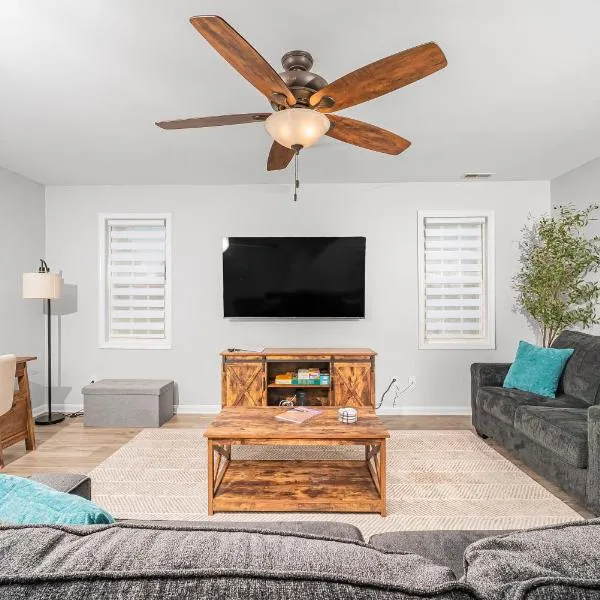 Cozy Coastal Condo, Hotel in Millsboro