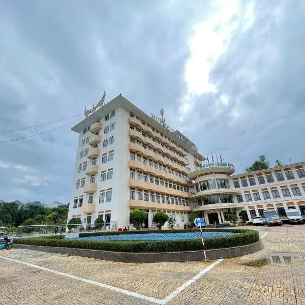Muong Thanh Lai Chau Hotel, hótel í Pan Linh