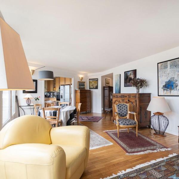 GuestReady - Stunning Apt near Champs Elysées, París
