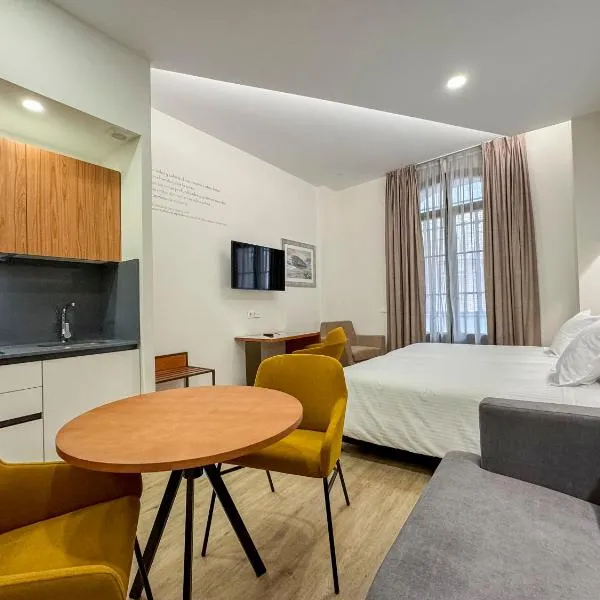 Torreluz SUITES, hotel in Almería