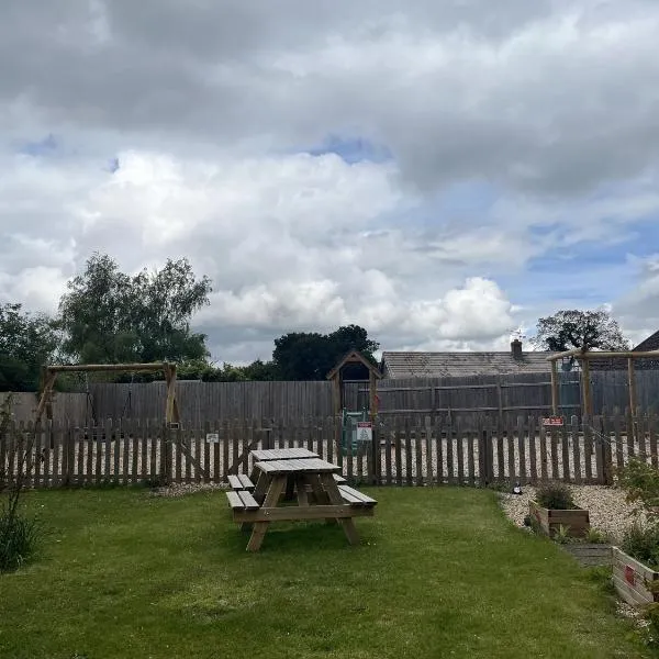 The Crown Inn, hotell sihtkohas Gayton