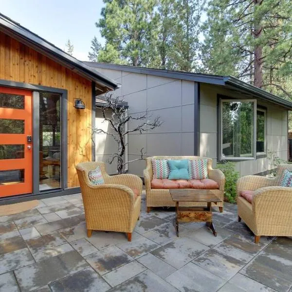 2 Master Suites, Fenced Yard, Hot Tub, hotel v destinaci Bend