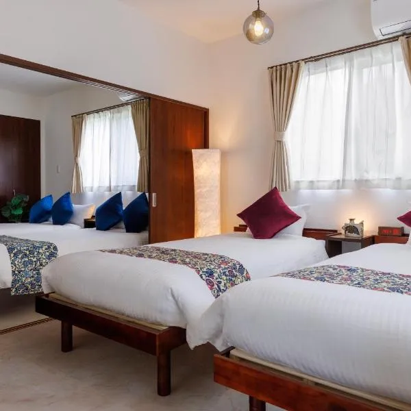 Kerama the day, hotel in Awaren