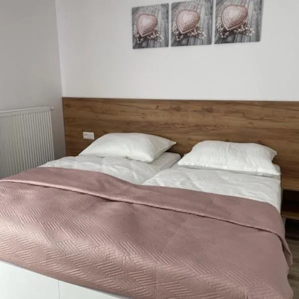 Rado Apartments, Hotel in Svit