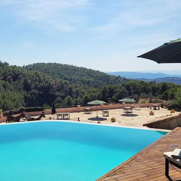 Masia de Matuta, hotel in Vall de Almonacid