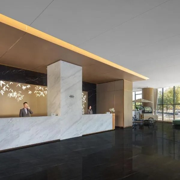Courtyard by Marriott Anji-Beside Zhebei Mall and Jiuzhou Mall,Live in downtown, hotel em Huzhou