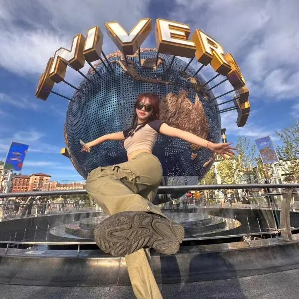 Happy Dragon Universal Vacation Hotel - close to Universal Studio and Wanda Plaza,free shuttle to the Resort,Free Coffee,Laundry, hotel v Pekingu