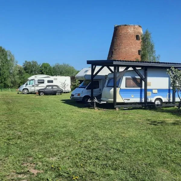 Camping Prie Malūno, hotel di Žagarė