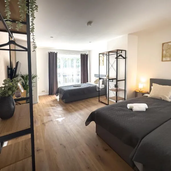 ImmoStay G#1 Ferienhaus - Parken & WiFi, 2 Balkone und 2 Bäder,4K, hotel a Bremen-Vegesack