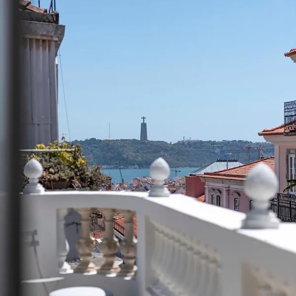 Montecarmo12 - Design Boutique Hotel, hotel in Lisbon