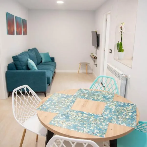 Pregonero Urban Suites - Azul, Hotel in Soria