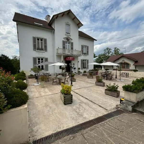 Logis Hôtel & Restaurant Le Parcey, Hotel in Parcey
