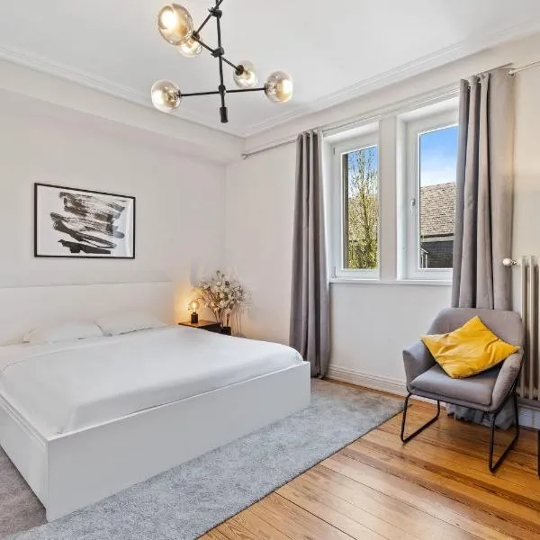 Elegant 3BR Home in Prime Limpertsberg Location, hotel i Luxembourg
