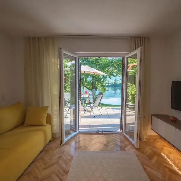 Kuća Dragović, hôtel à Voljevci