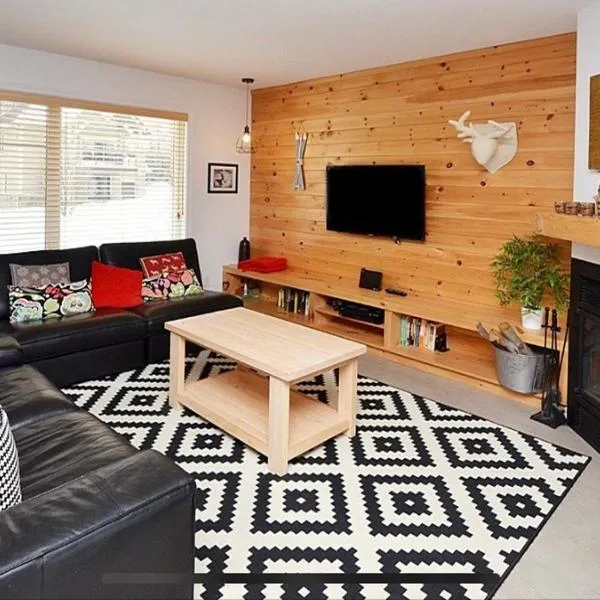 Super Condo ski et vélo 2 min Mont-Ste-Anne, hotel a Beaupré