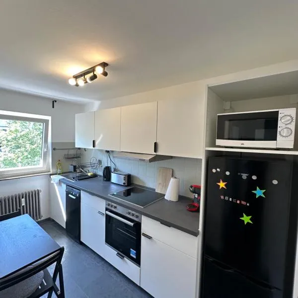 Renovated Flat - Prime Location Near Marienplatz, hotel v Stuttgartu
