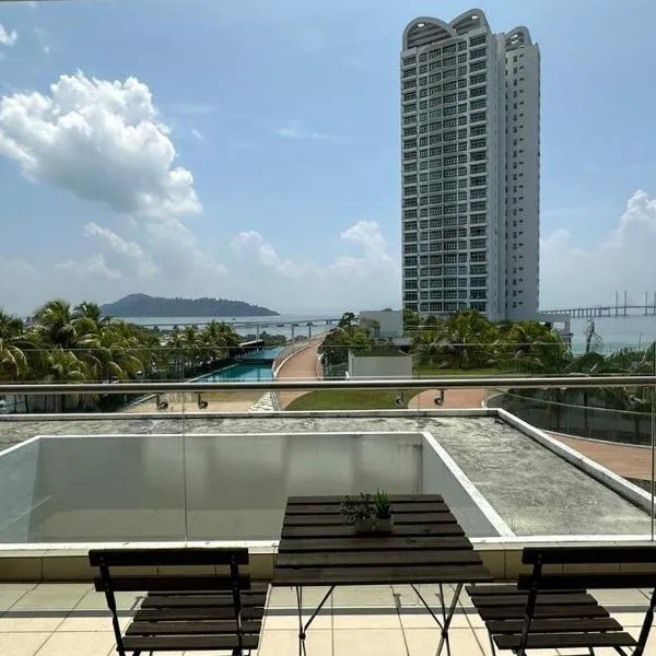 Southbay Seaview Condo A10 10minQueensbay 10minSpice, ξενοδοχείο σε Bayan Lepas