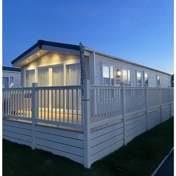 59 Cliff Field, hotel v destinaci Hopton on Sea