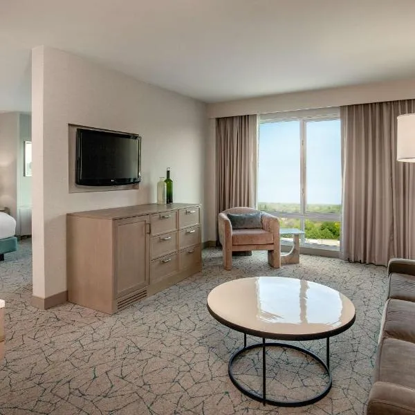 DoubleTree by Hilton Hotel and Conference Center Chicago North Shore, hotel a Skokie