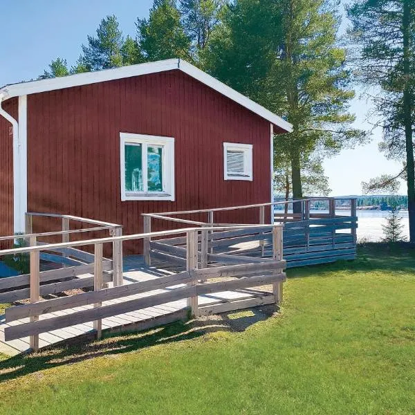 Fritidshus - Cottage - Holiday house - Soluppgång, hotel in Blattnicksele