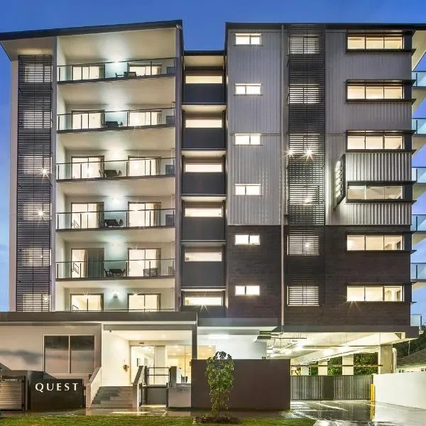 奎斯特彻姆赛德操场公寓，位于布里斯班的酒店