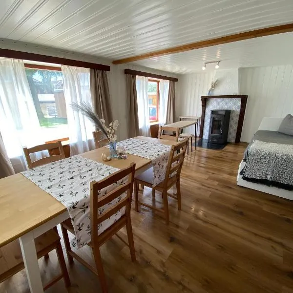 Cozy 2-Bedroom Bungalow, hotel v destinaci Interlaken