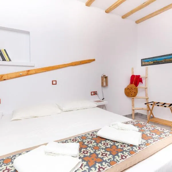 Ailouros summer hotel, hotell sihtkohas Skhoinoussa