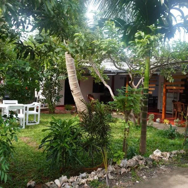 Vibushan Guest House, hotel din Nilaveli
