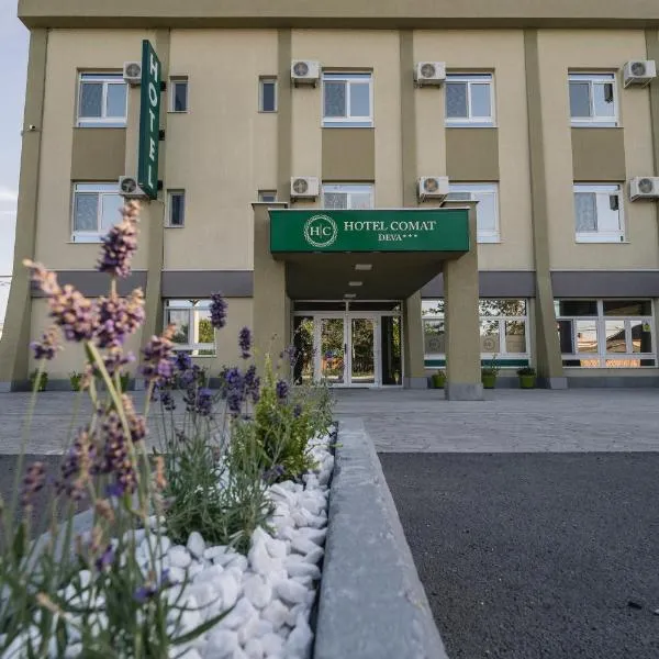 Hotel Comat Deva, hotelli kohteessa Deva