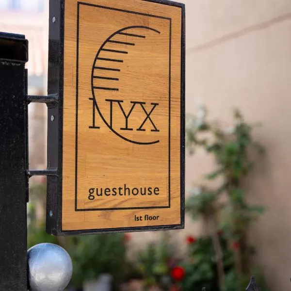 NYX Guesthouse, hotel v destinaci Tripoli