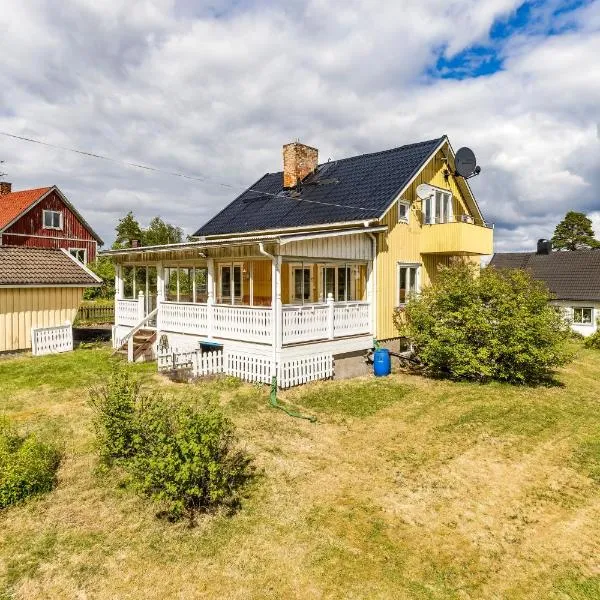 Relaxing Family Home Near The Lake, hotel in Ställdalen