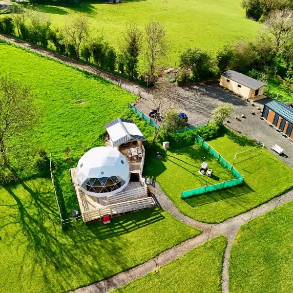 Little River Glamping, hotel a Ballymoney