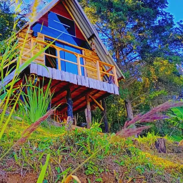 Recanto da Serra, hotel v destinaci Queimada