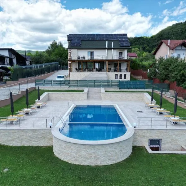 Vila Alexandru, hotel in Vlădeşti