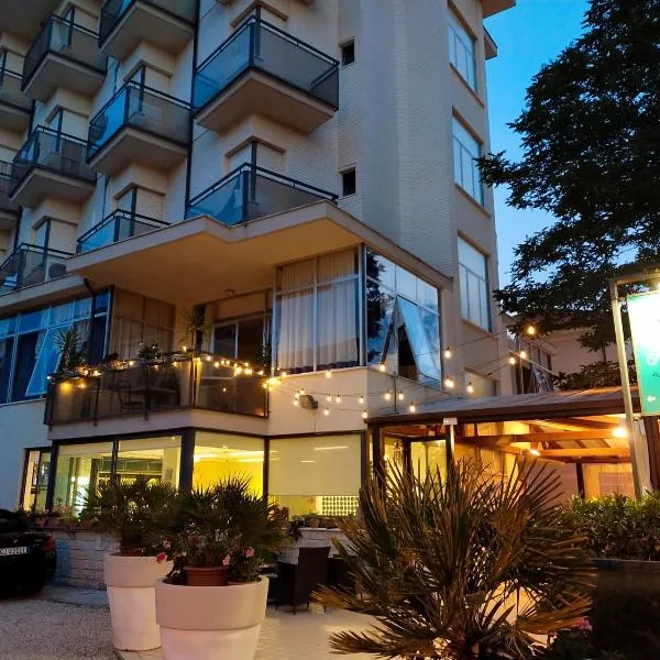 Hotel Goldene Rose, hotel in Rimini